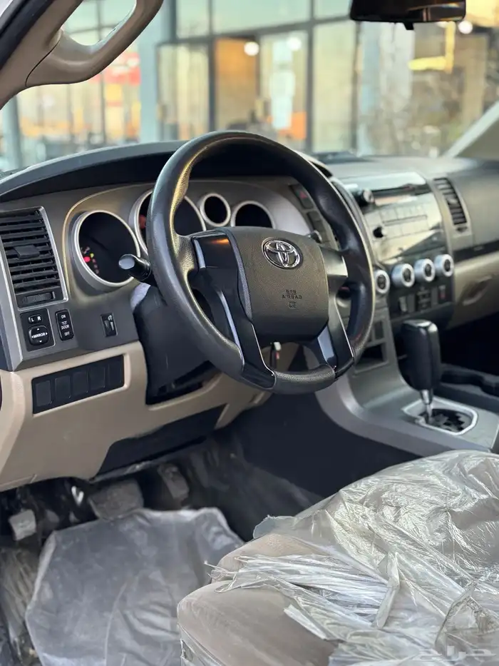 تويوتا سكويا 2015 10