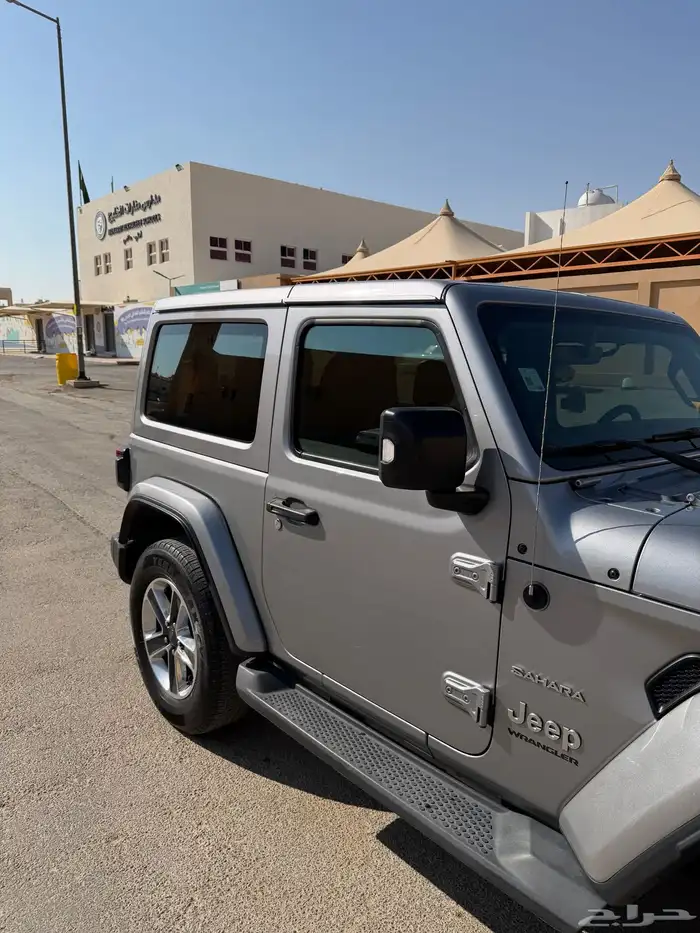 جيب رانجلر صحاري 0
