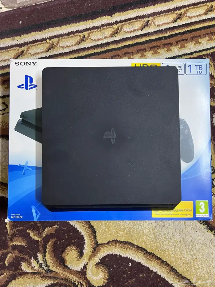 بلايستيشن 4 مهكر(معدل) للبيع 1