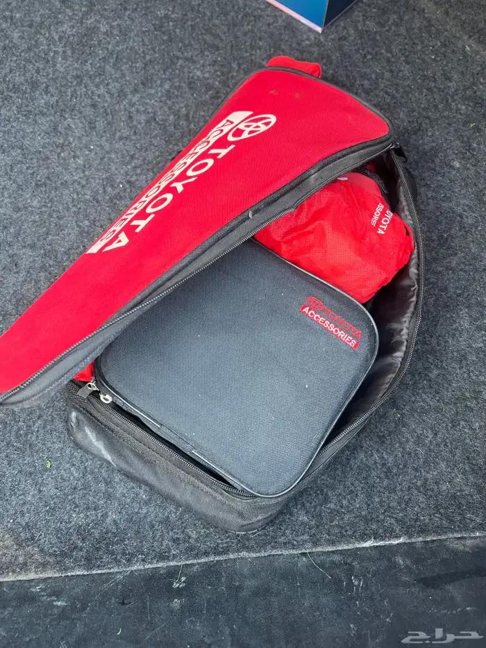 تويوتا افالون 2012 نظيفه جدا 15