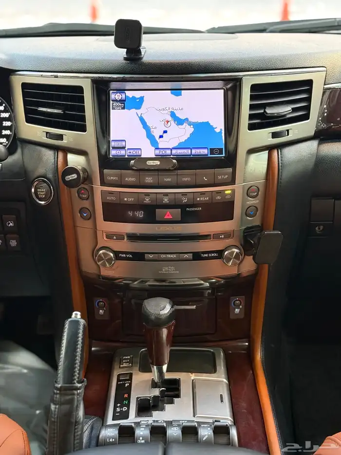 لكزس - 2012 - LX570 - فل كامل 15