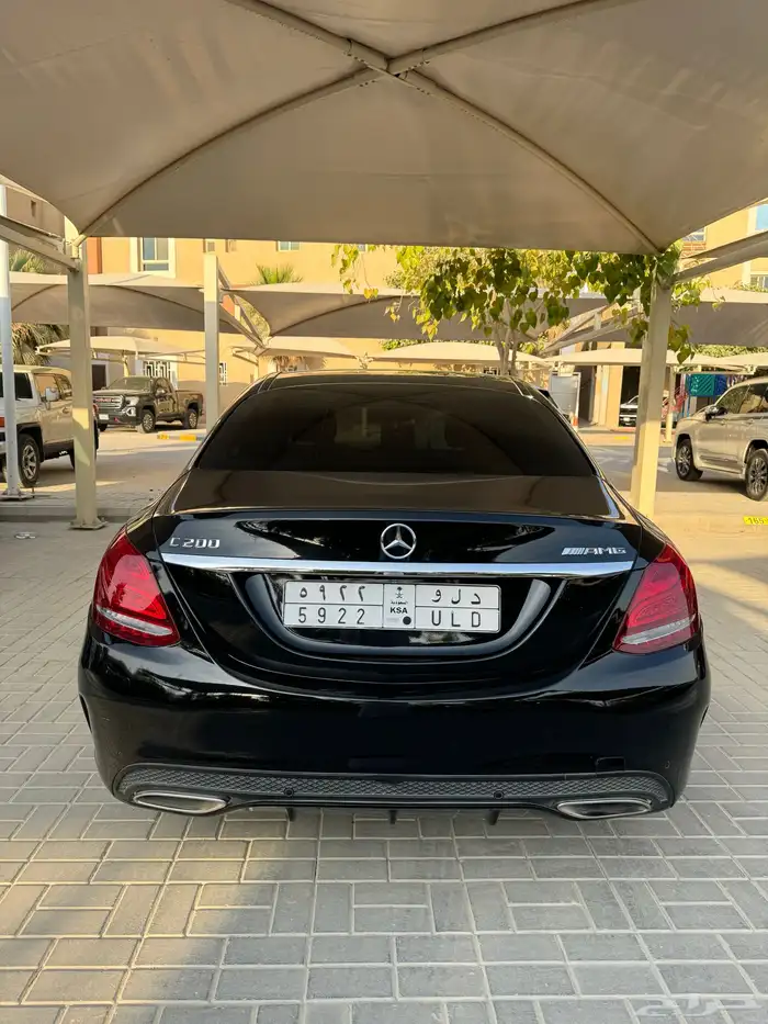 للبيع مرسيدس c200 فل كامل 2015 6