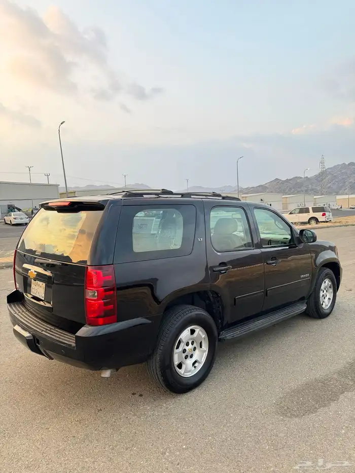 تاهو 2014 سعودي نظيف 9