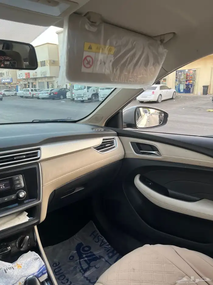 سيارة mg 5 نظيفه 6