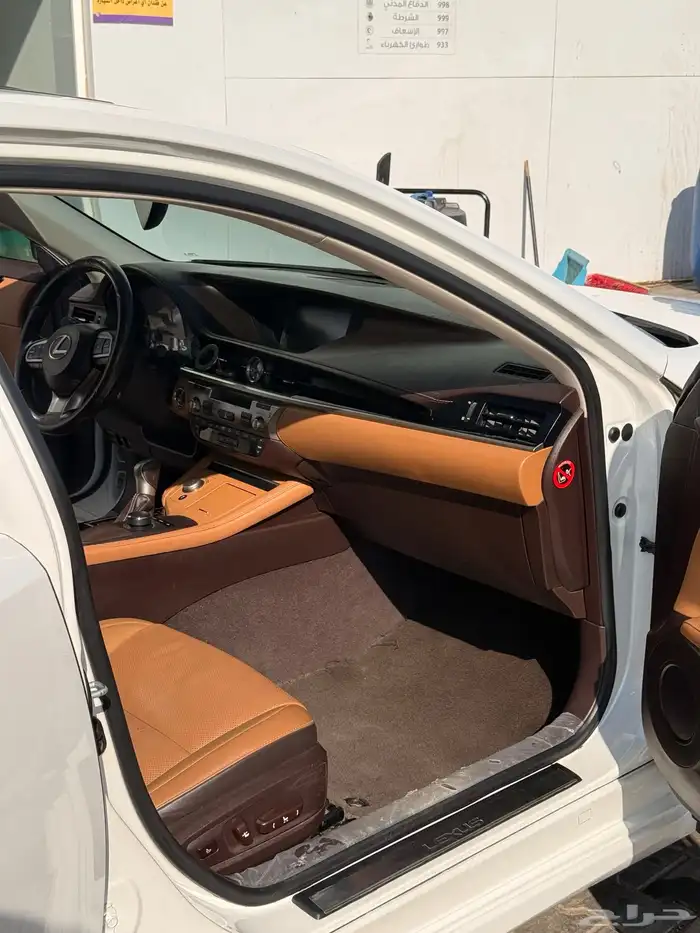 لكزس es 5