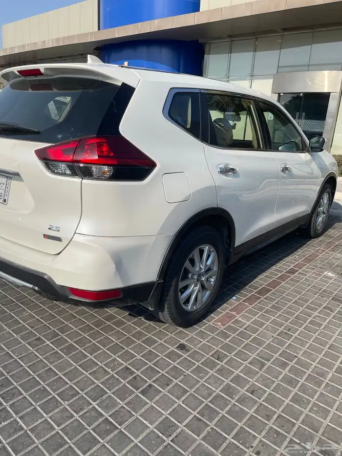 نيسان اكستيرا 2021 2