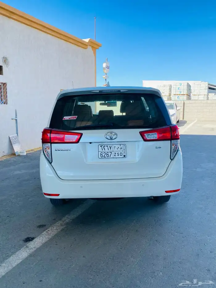تويوتا انوفا 2020 5