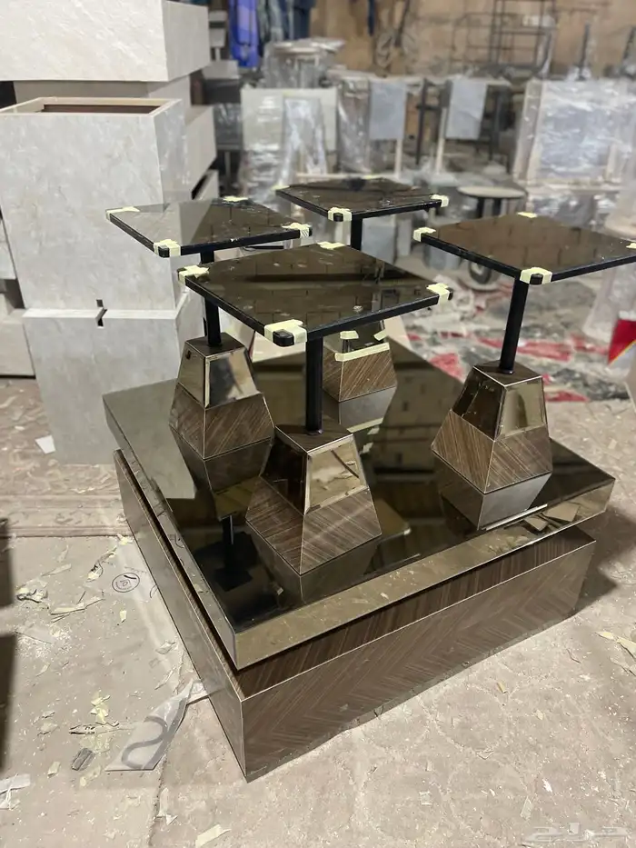 طاولات تفصيل حسب طلب 80