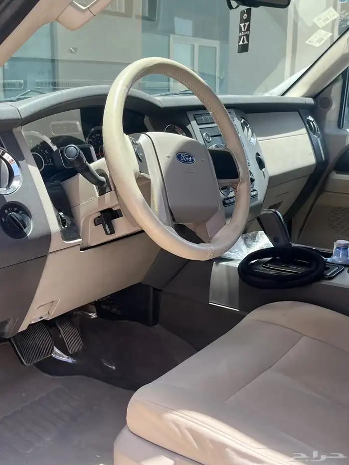 فورد- اكسبيدشن - 2014 8