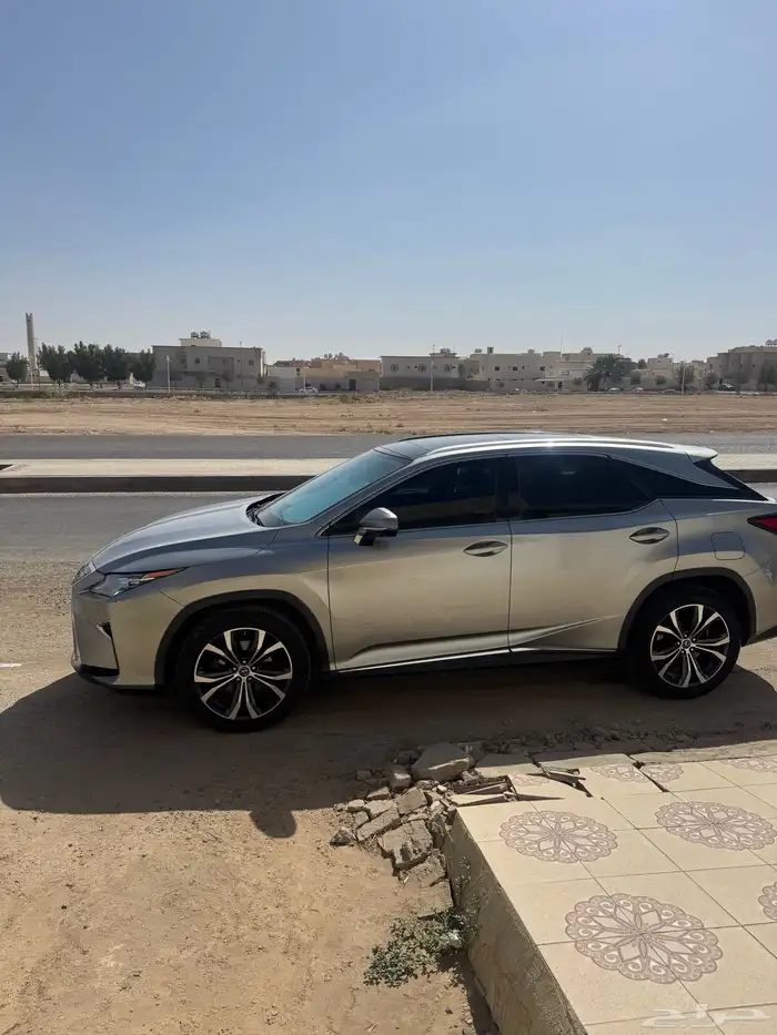 لكزس RX سعودي للبيع 3