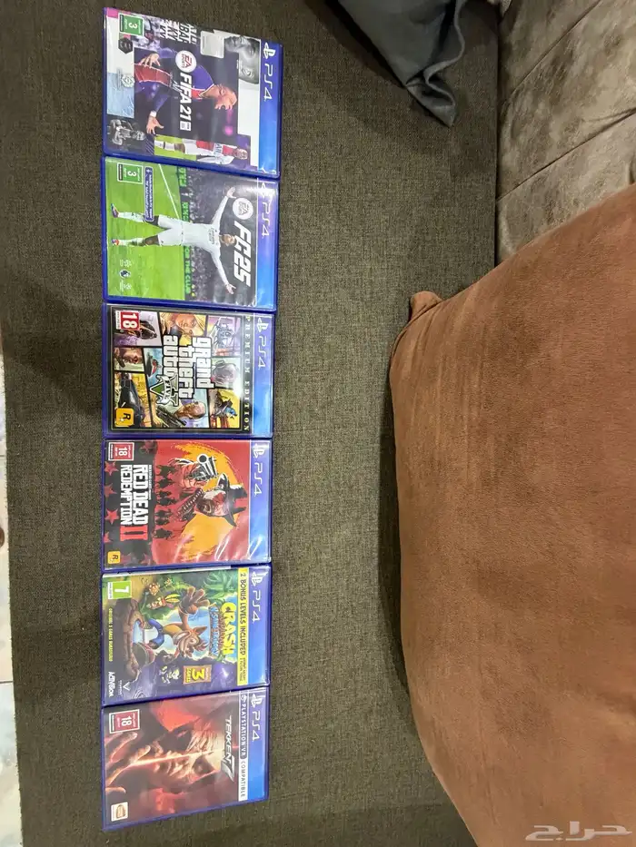 سوني 4 عادي معاه استاند يدعم شحن اليدين   دراعين   8 اشرطه 15