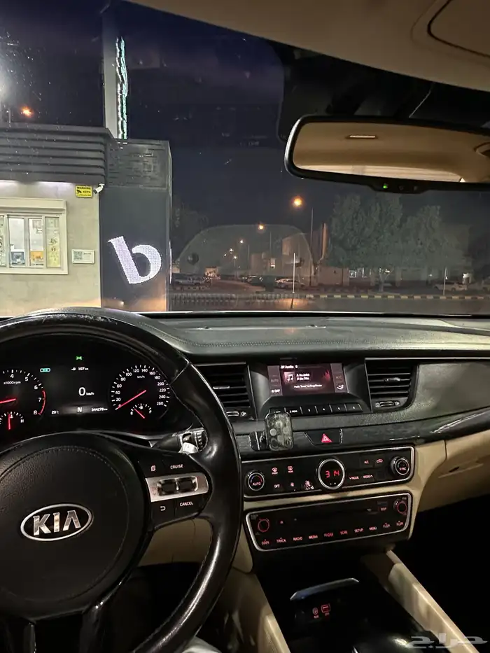 كيا كادينزا 2018 نظيفة 11