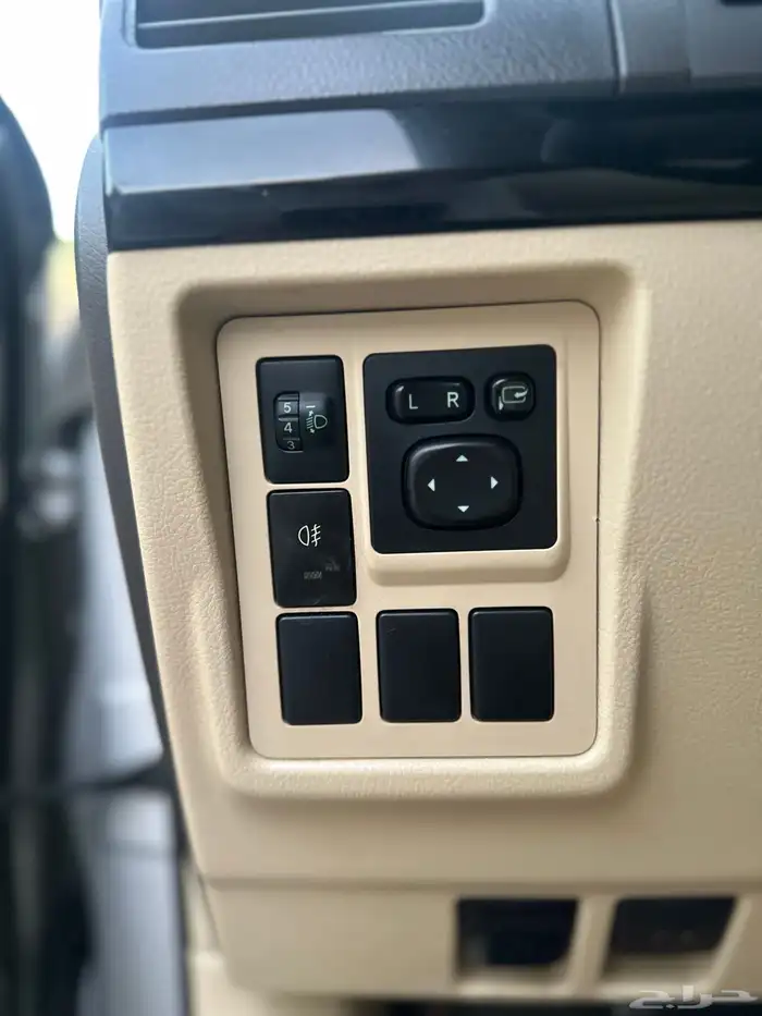 تويوتا برادو TXL موديل 2015 سعودي 6 سلندر 28