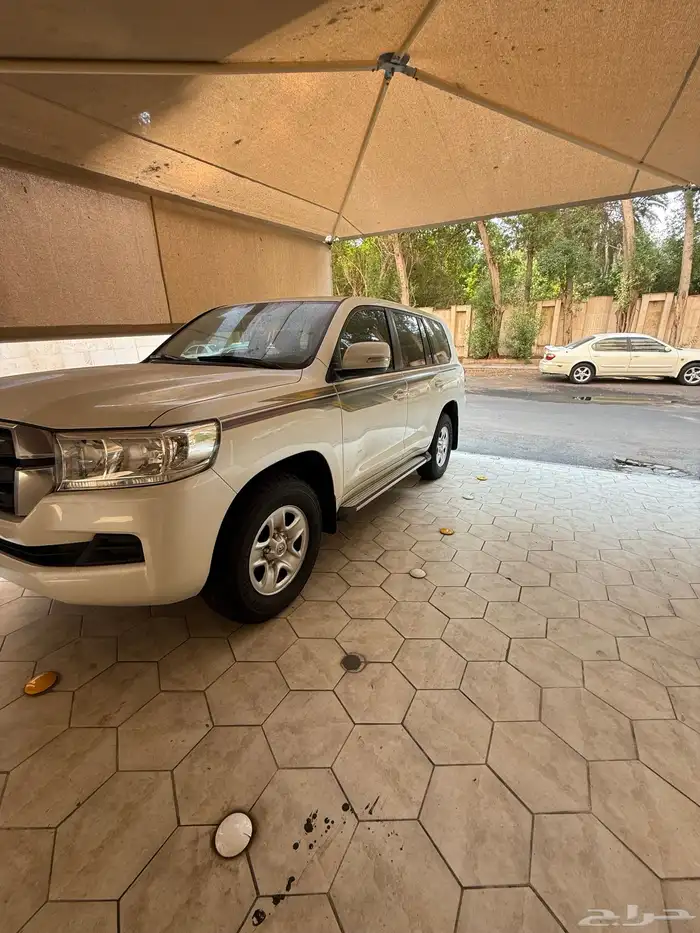 جيب لاندكرزور جي للبيع 2016 1