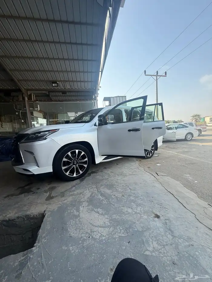 جيب لكزس 2018 0