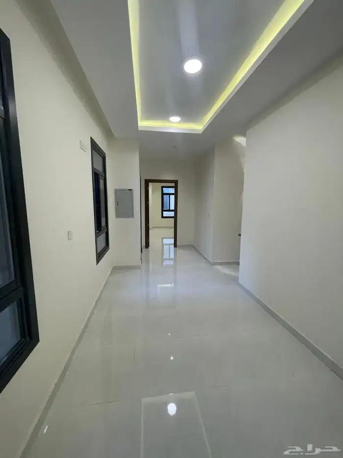 فيلا للإيجار المشرقية حي الجنادرية 28