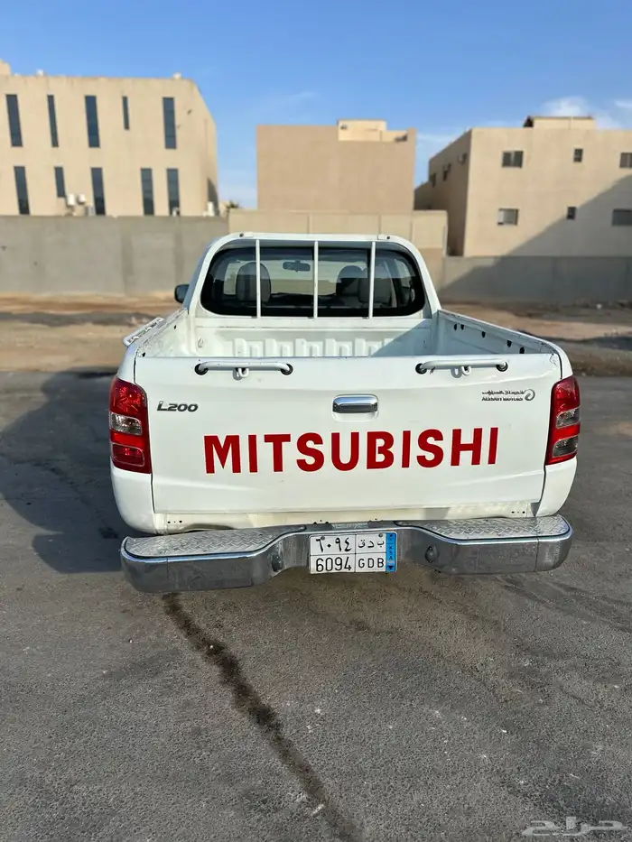 متسبيشي L200 2018 بنزين 4