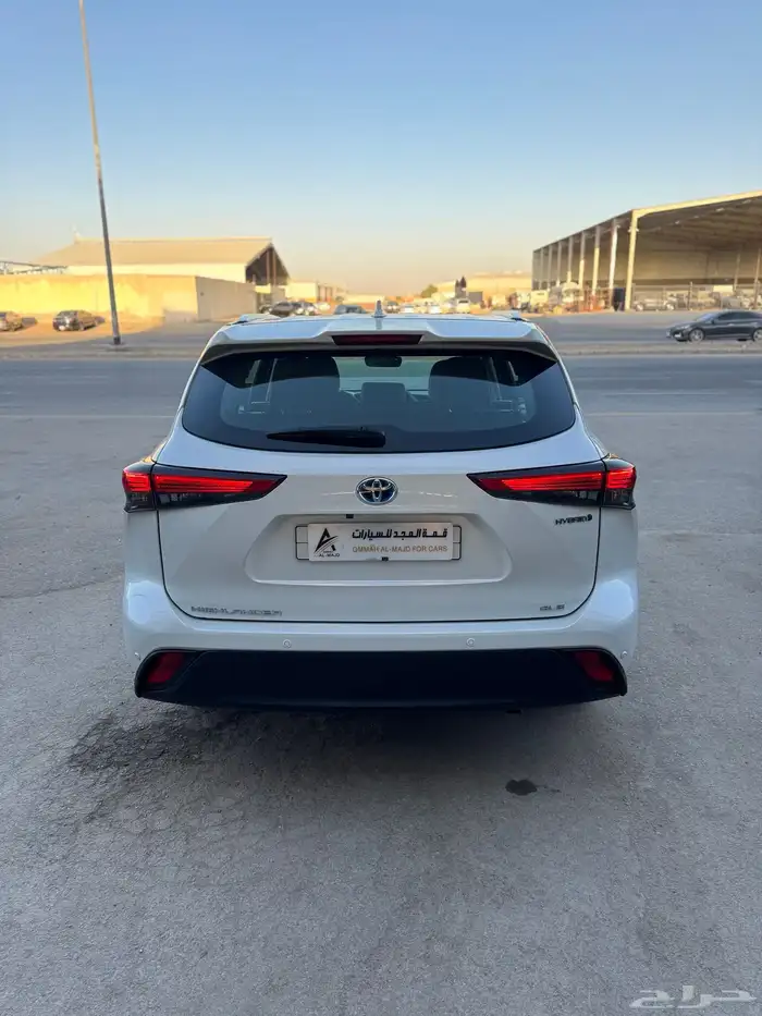 للبيع تويوتا هايلاندر 2023 نص فل - هايبرد - بحالة الوكاله 5