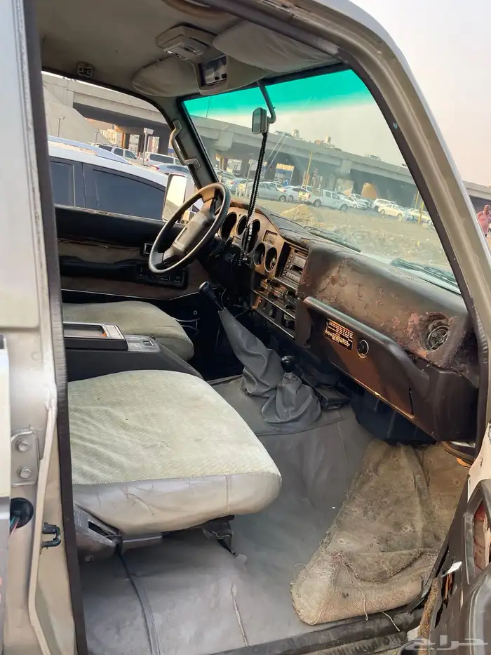 جيب لاندكروزر 1