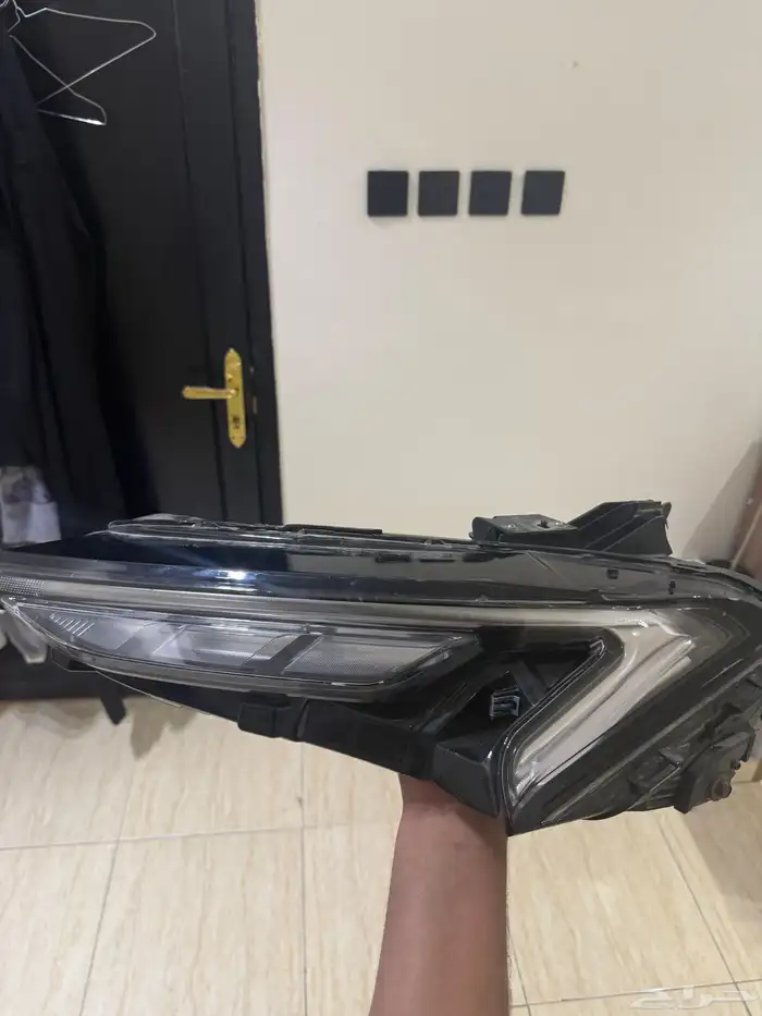 ليد امامي يسار وشمعة نور امامي يسار 3