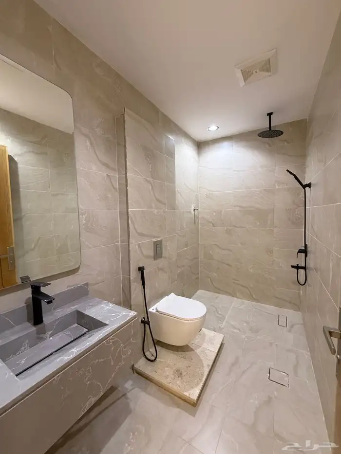 للبيع شقق علويه ببلكونه وإطلالة رائعة ف ابها خلف المستشفى 12