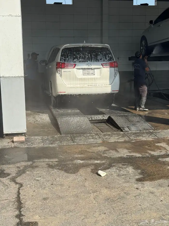 تويوتا أنو ا ممشى قليل جدا 36