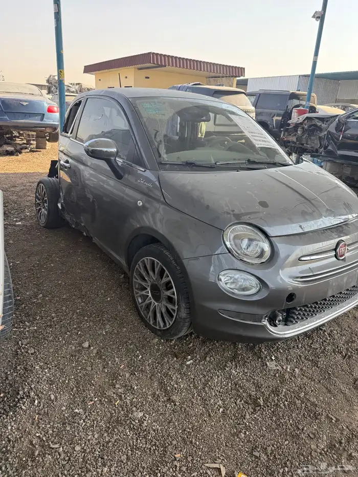 فيات. فيات 500قطع غيار 0