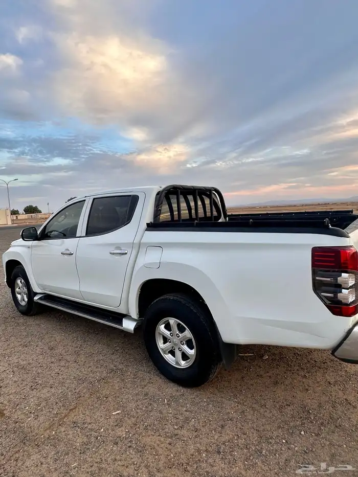 ميتسوبيشي L200 ديزل قير عادي ممشى 169 الف 4