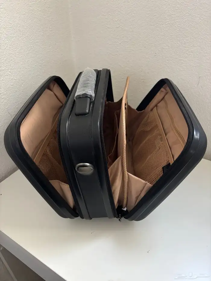 حقيبة مكياج من الشماسي 2