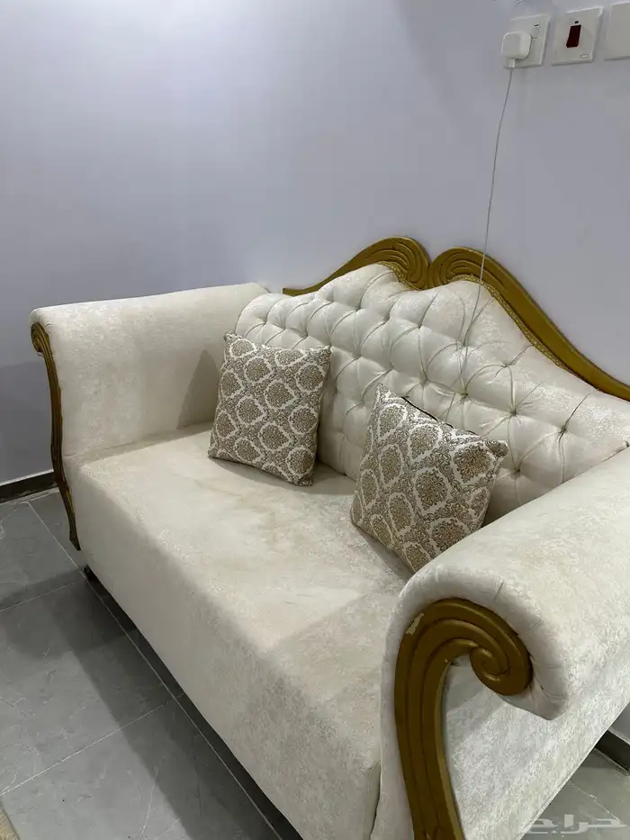 كنب 3 قطع للبيع 3