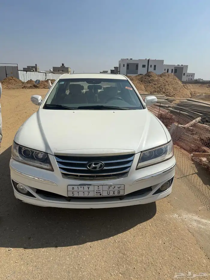 أزيرا 2011 للبيع 5