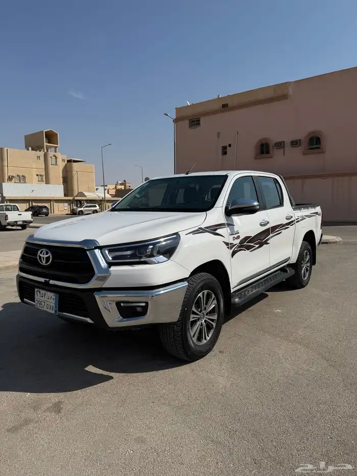 هايلكس دبل ديزل فل كامل 2022 قير عادي 1