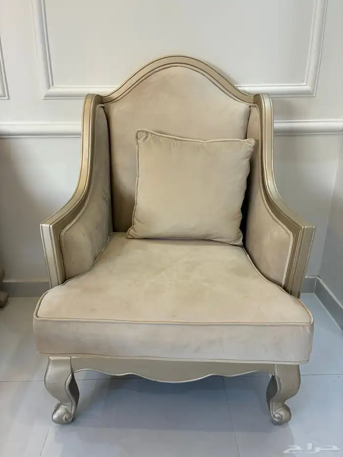 كنب تصميم كلاسيك مستعمل 3