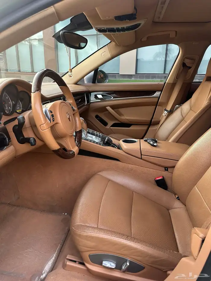 بورش بانميرا 2010 4s. v8 4