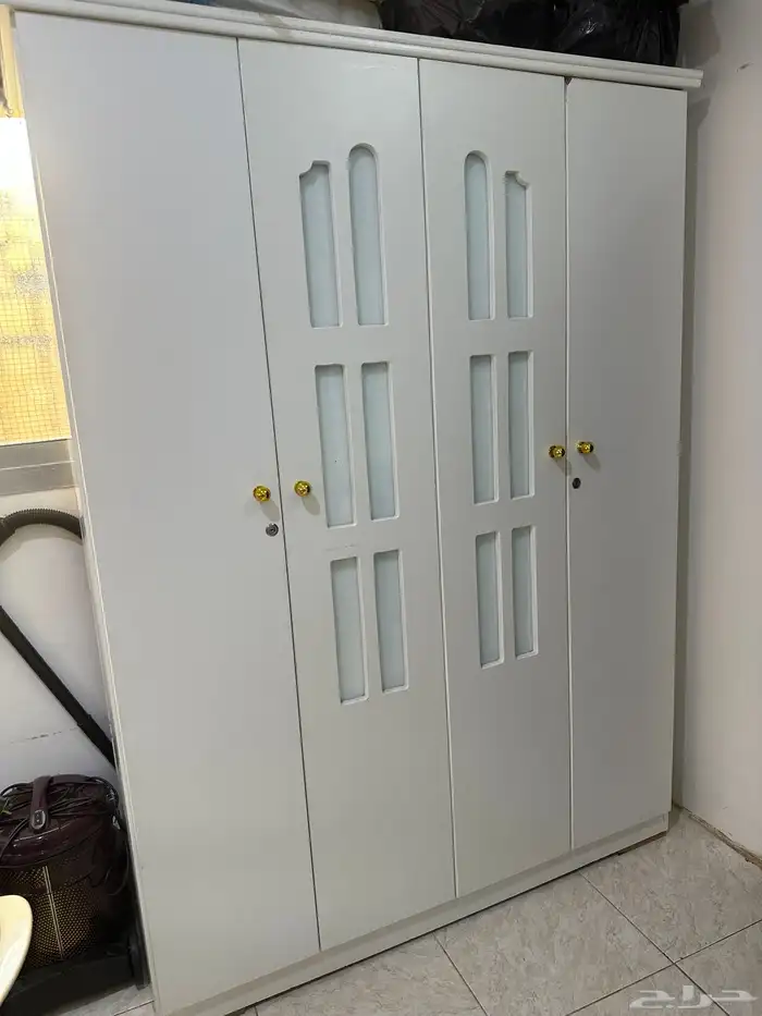 دولاب درفتين نظيف جدا   كرفاية للبيع لزبون الجاد 1