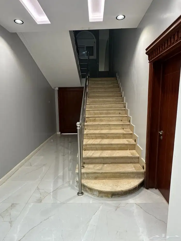 فيلا اجار بالكامل عوايل او شركات 9