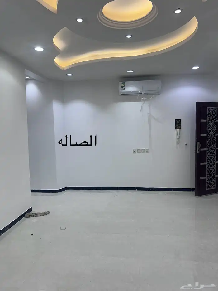 شقه في عماره حي لبن ثلاث غرف وصاله ومطبخ ودورتين مياه 3