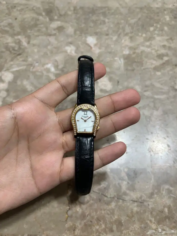 ساعة كريستيان ديور 2