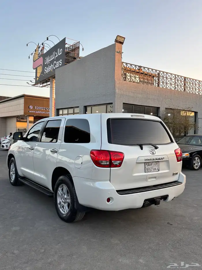 تويوتا سكويا 2015 7