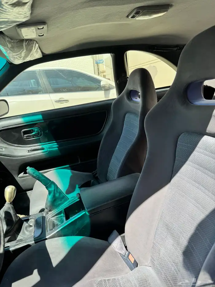 سكايلاين R33 4