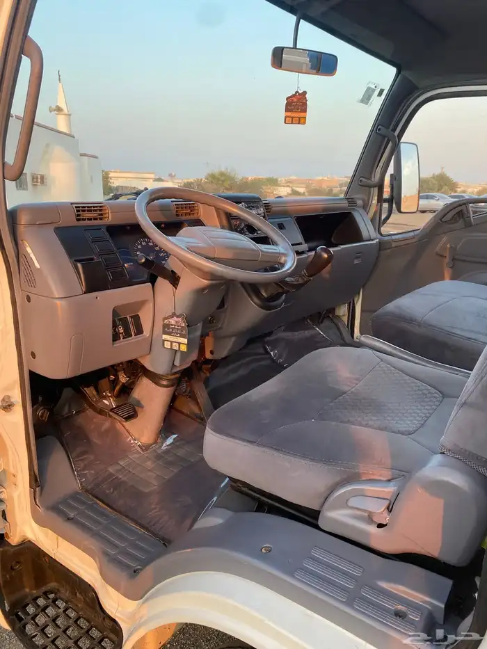 دينه موستبيشي كرين ونش نظيفة جداا 27