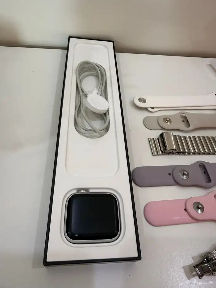 ساعة ابل ES الرياضيه 6