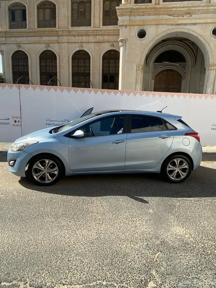 سياره اي ثري سيدان 2013 6