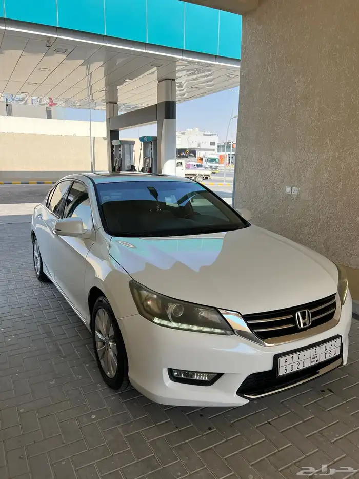 هوندا أكورد نص فل موديل 2014 3