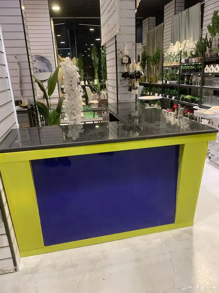 طاولة كاشير للبيع 3