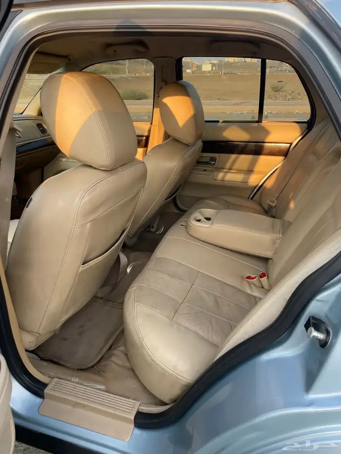 جراند ماركيز 2011 LS 24