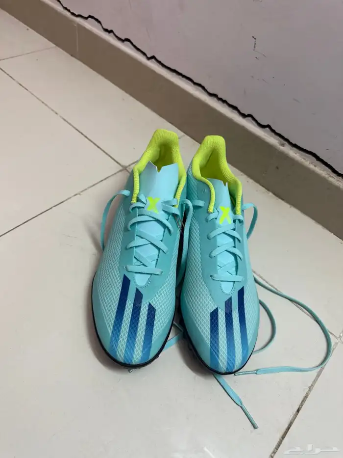 حذاء رياضي اديداس اصلي مقاس 46 0