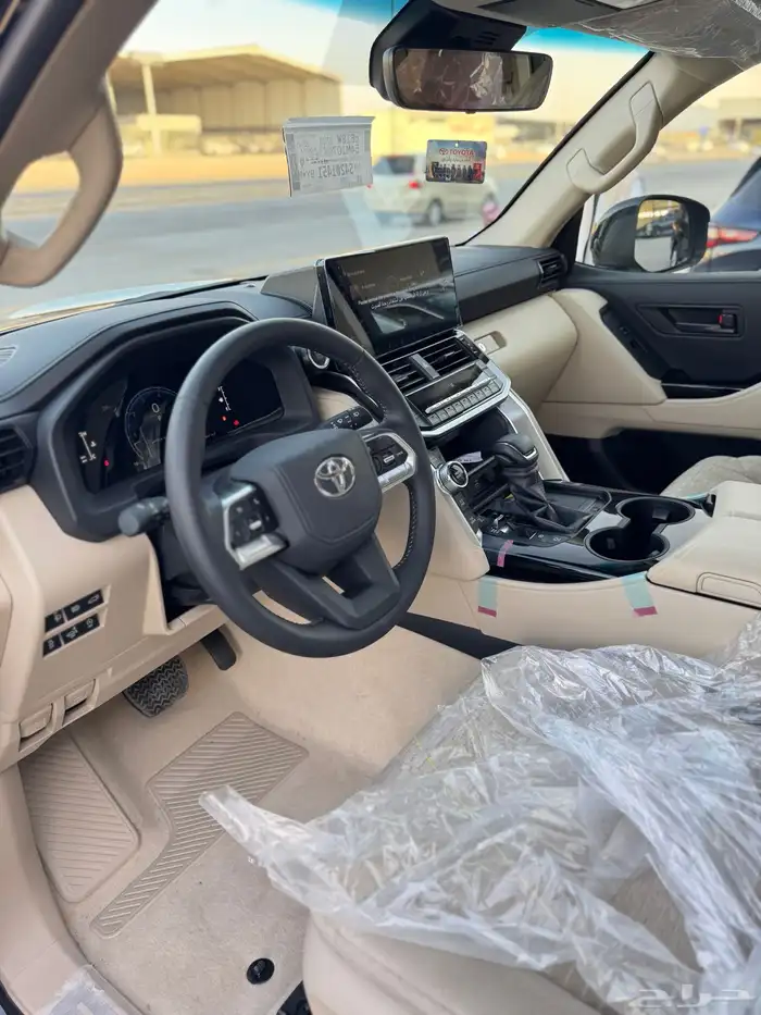 للبيع لاندكروزر2025 - L3 اسود أصفار بأقل الأسعار 14