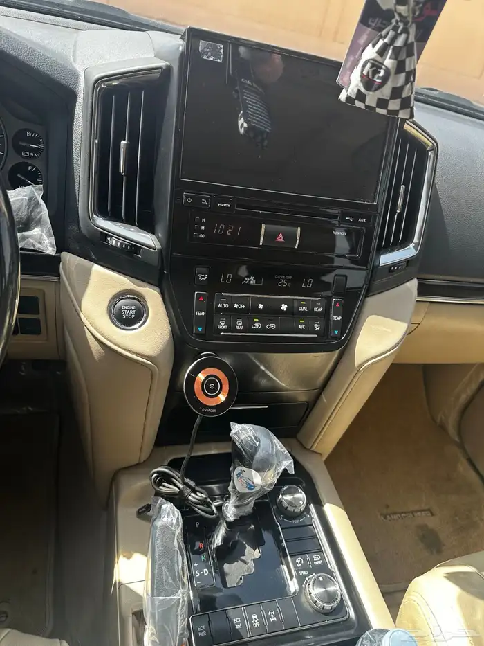 لاندكروزر 2020 قراند تورينق سعودي 8