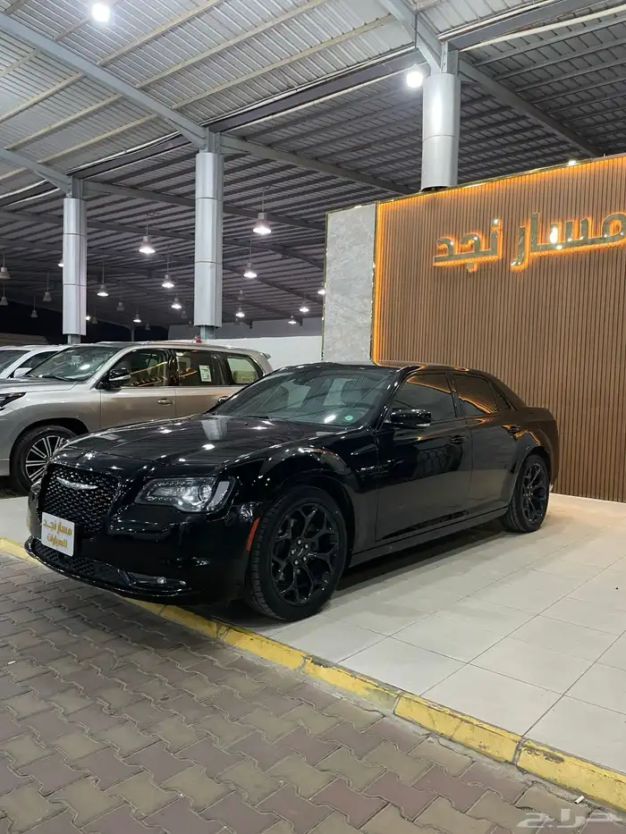 كرايسلر 300s موديل 2023 فل كامل 5